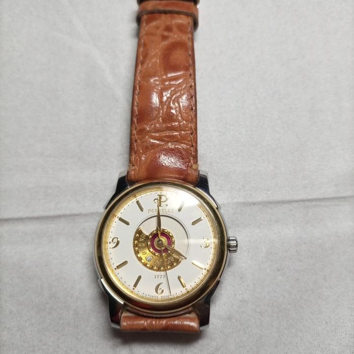 Ulasan Jam Tangan Perrelet: Inovasi dan Desain Mewah