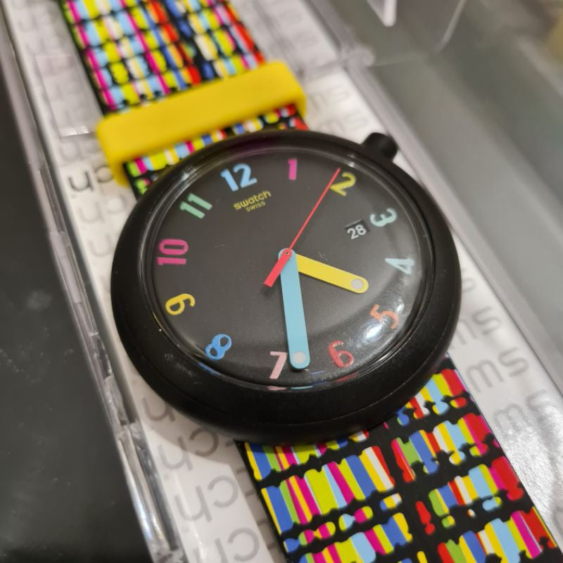 Jam Tangan Pop Swatch: Desain Unik yang Membuat Swatch Terasa Jauh Lebih Seru