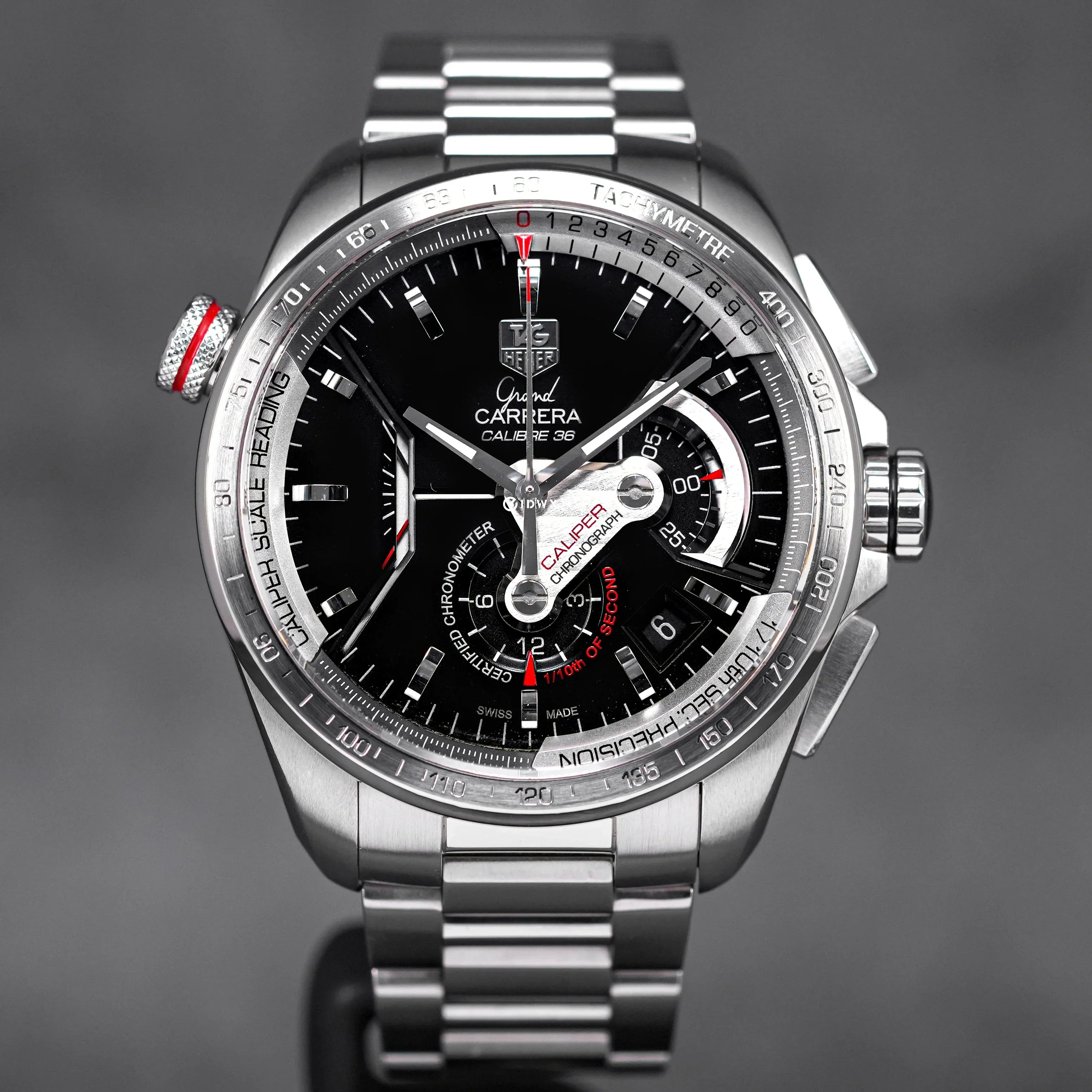 Jam Tangan TAG Heuer Grand Carrera Calibre 36 Original: Chronograph Mewah yang Punya Karakter Sangat Kuat