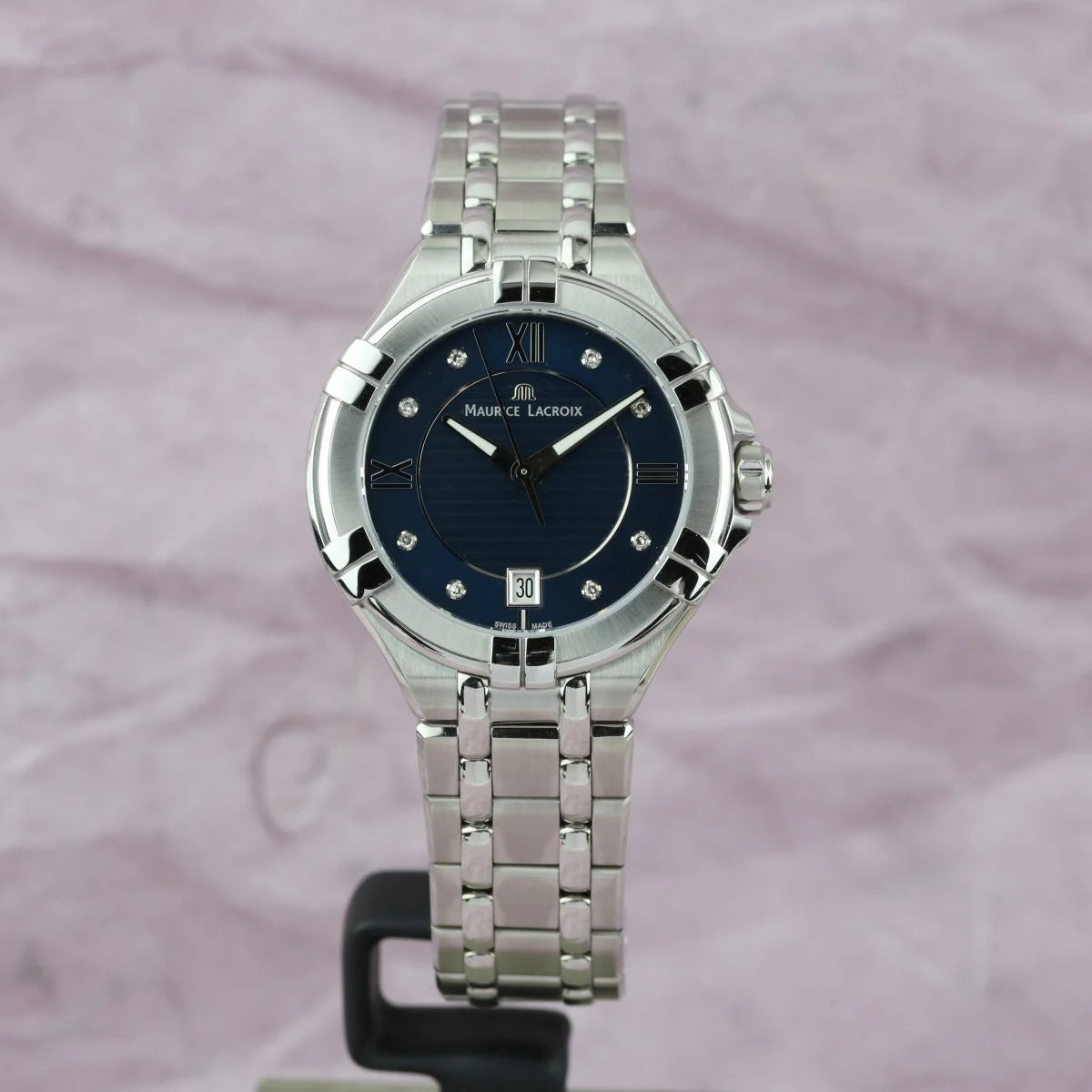 Review Maurice Lacroix Damen: Elegansi Feminin dalam Horologi Swiss