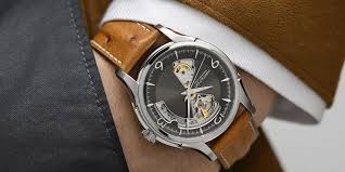 Tips Merawat Jam Tangan Kulit Tanpa Pecah-pecah