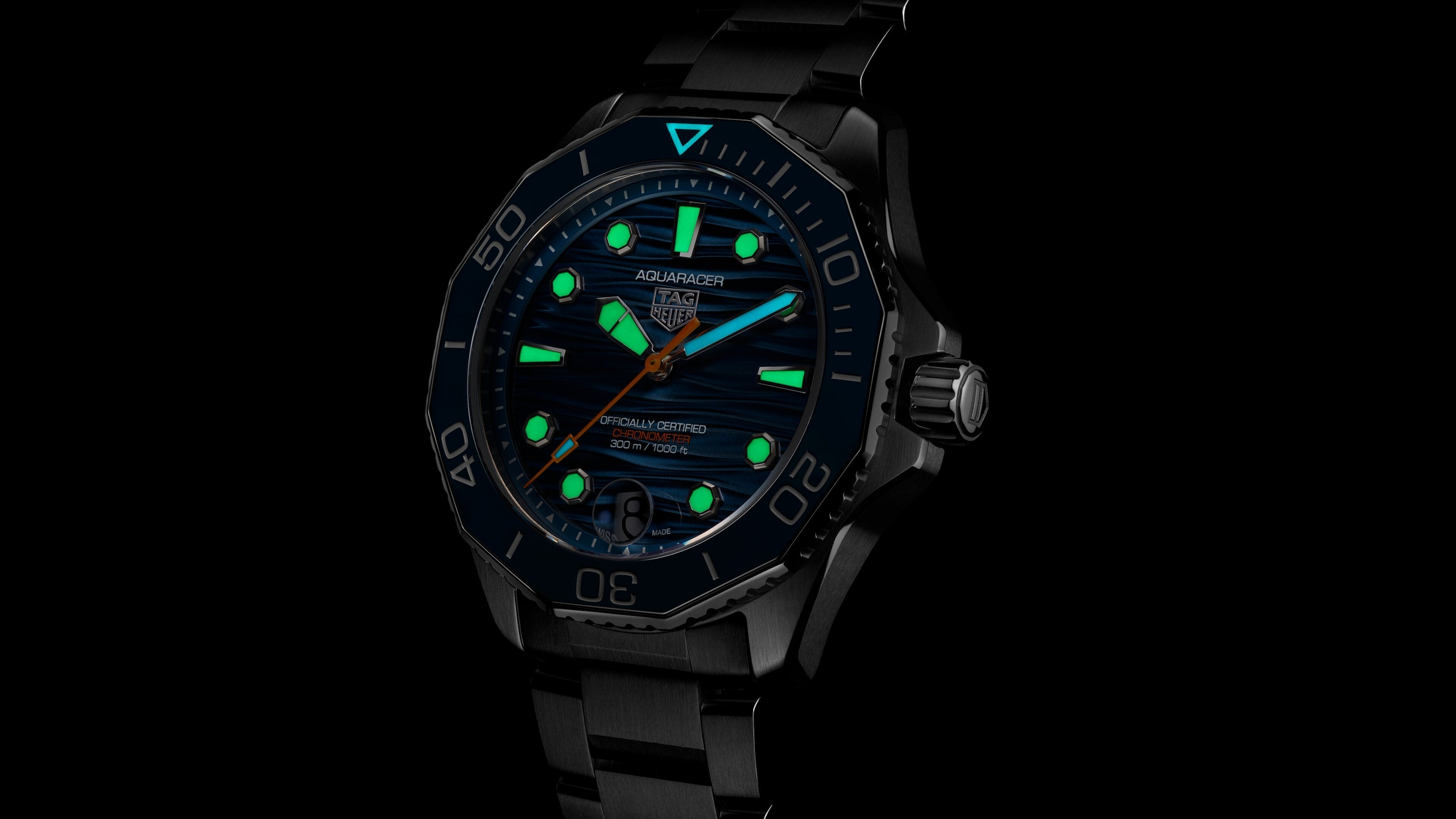 TAG HEUER Aquaracer Professional 300 WBP5111.BA0013 - PGJWatches