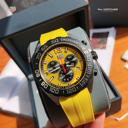 TAG HEUER Formula 1 Chronograph YELLOW RUBBER - CAZ101AM.FT8054