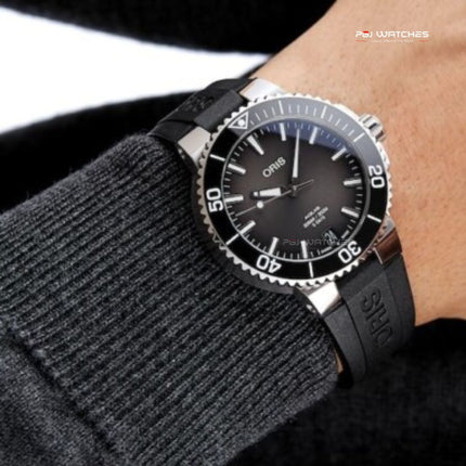 ORIS Aquis Date Black Dial Black Rubber - 01.733.7730.4134.07.4.24.64EB