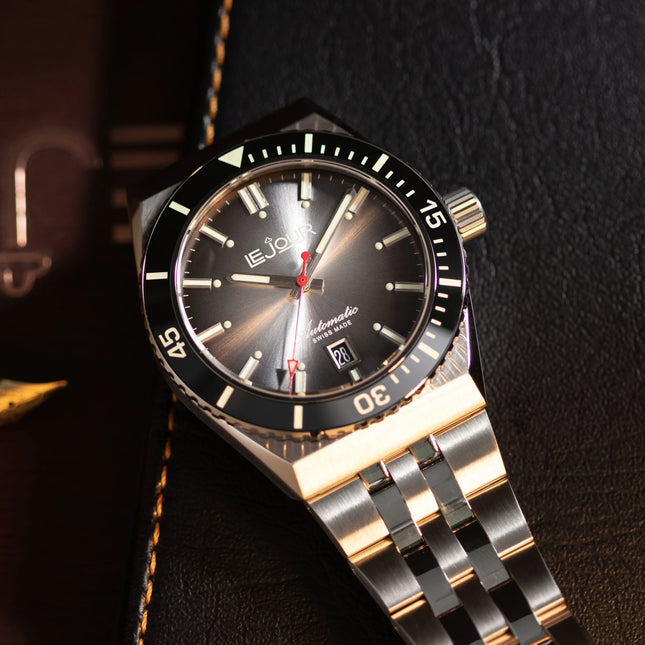 Le Jour Delmare Black Stainless Steel