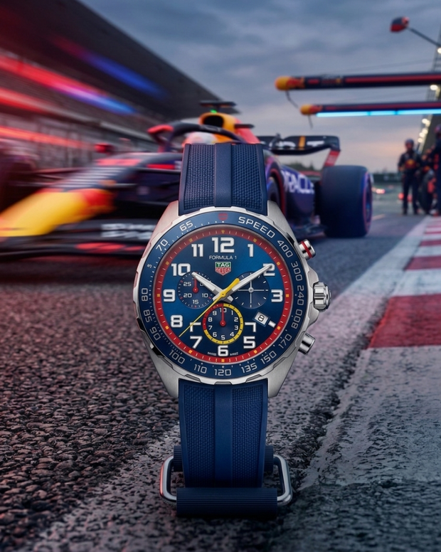 <h3>Tag Heuer F1 Red Bull</h3>