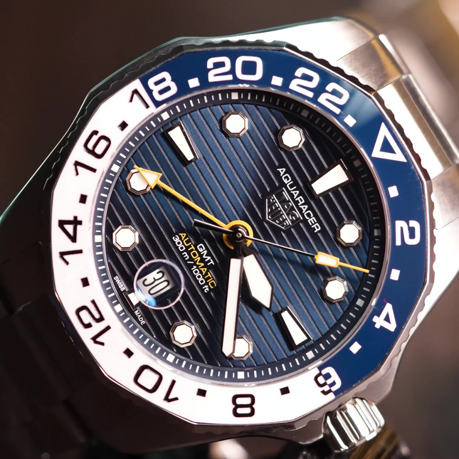 TAG Heuer Aquaracer Professional 300 GMT