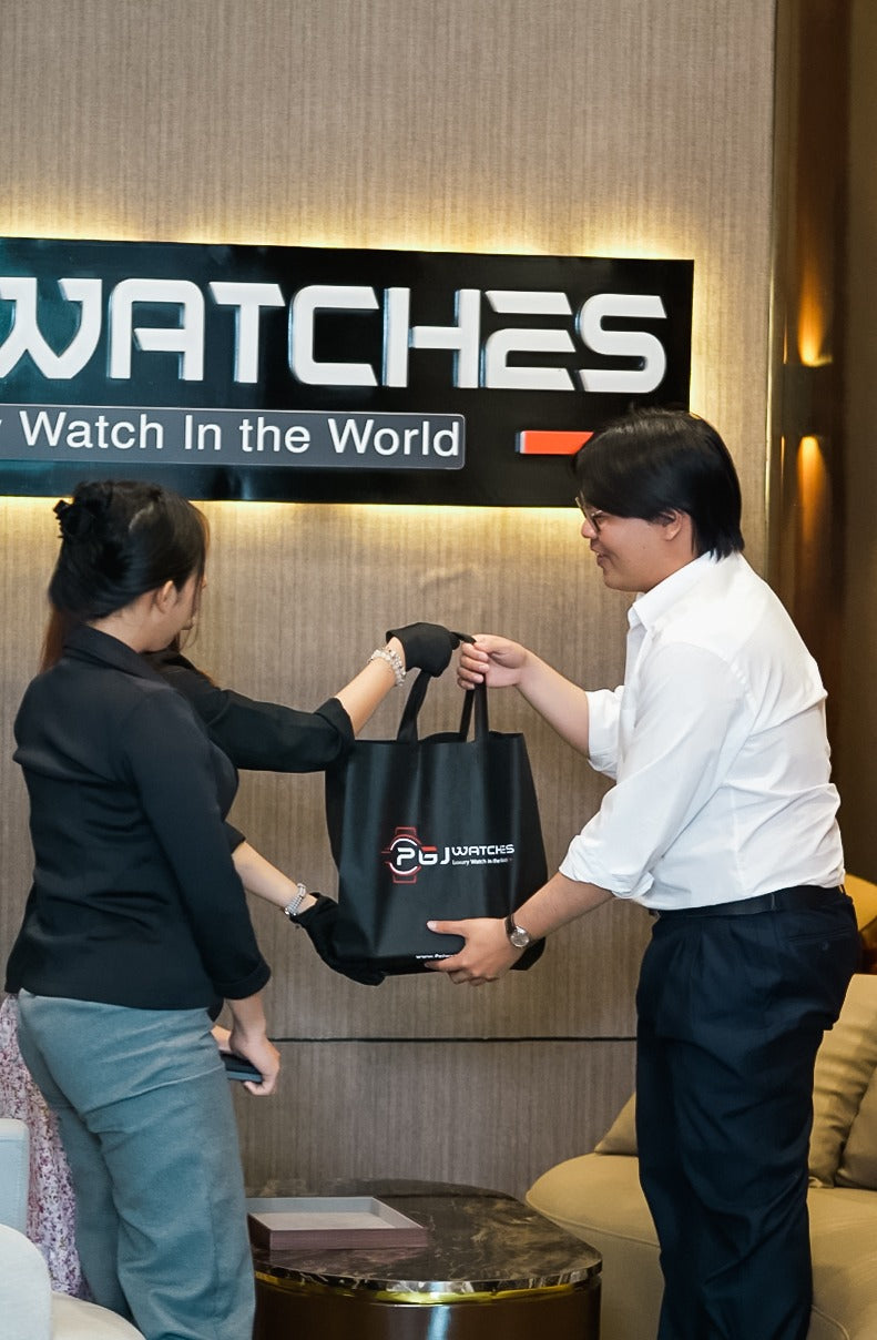 Showroom PGJ Watches PIK 2