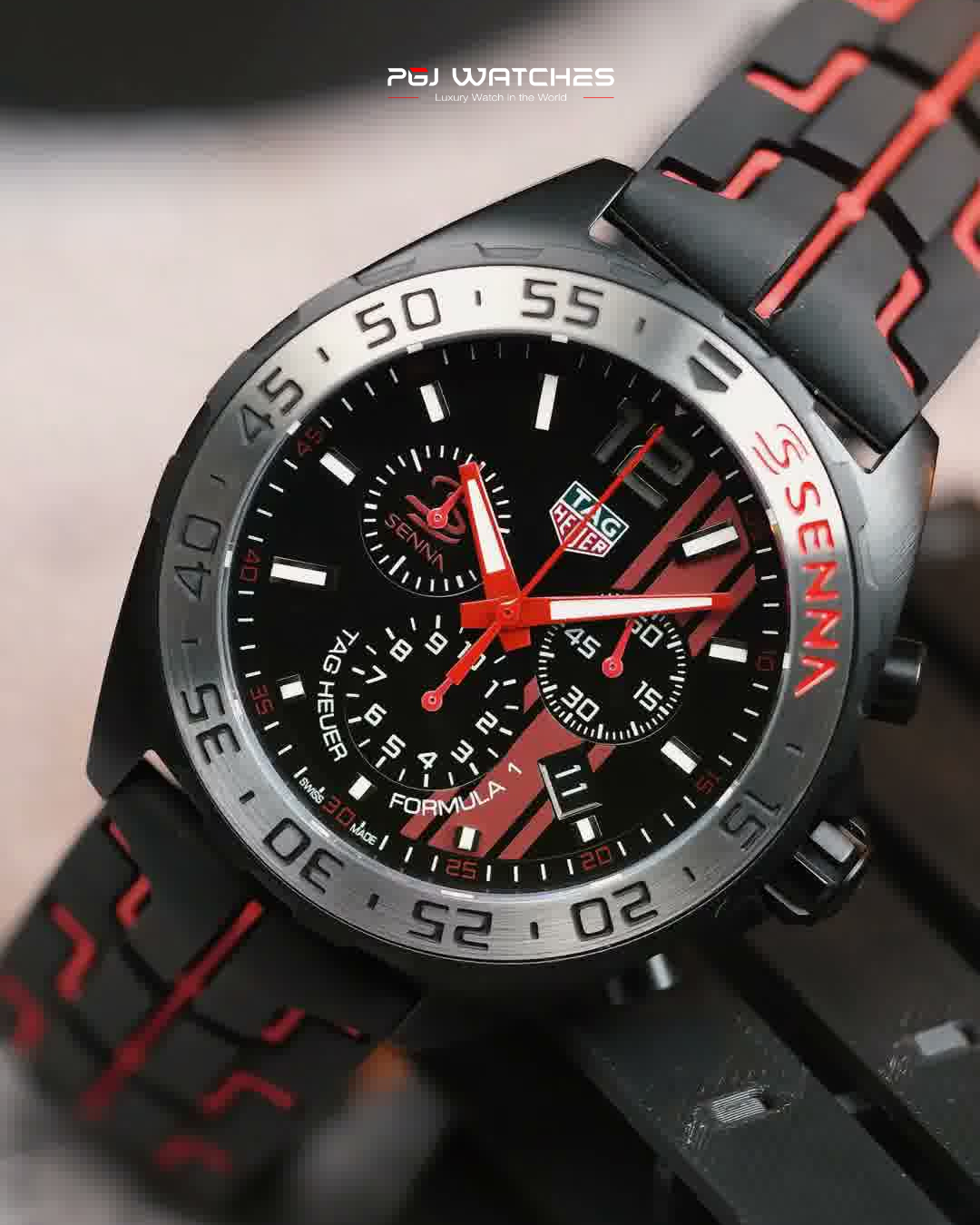 TAG Heuer Formula 1 x Senna red rubber strap
