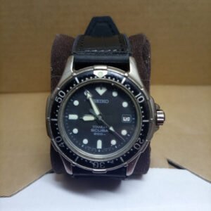 Jam tangan pria seiko quartz scuba 200m 7n35 6110